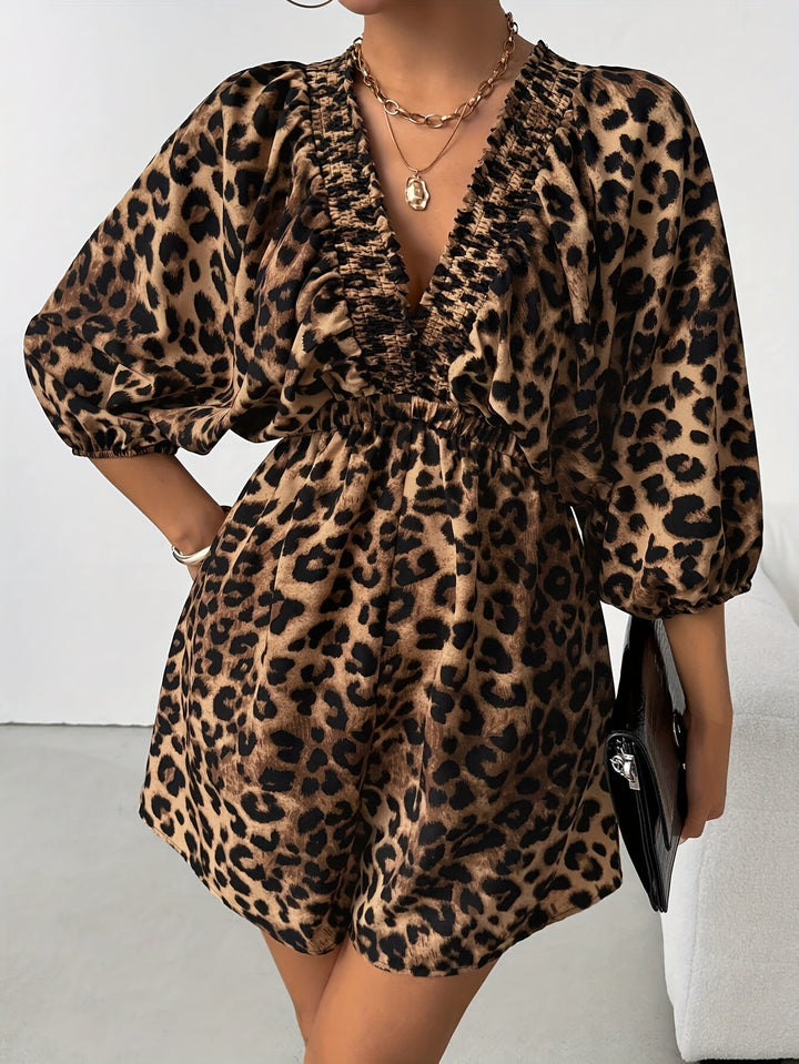 Chic Leopard Print V-Neck Jumpsuit