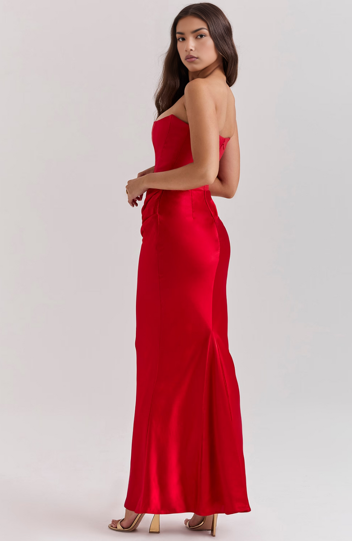 Mia – Elegance Maxi Dress