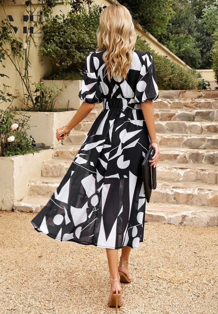 Danielle | Luxe Tijdloze Midi Dress (Almost Sold Out)